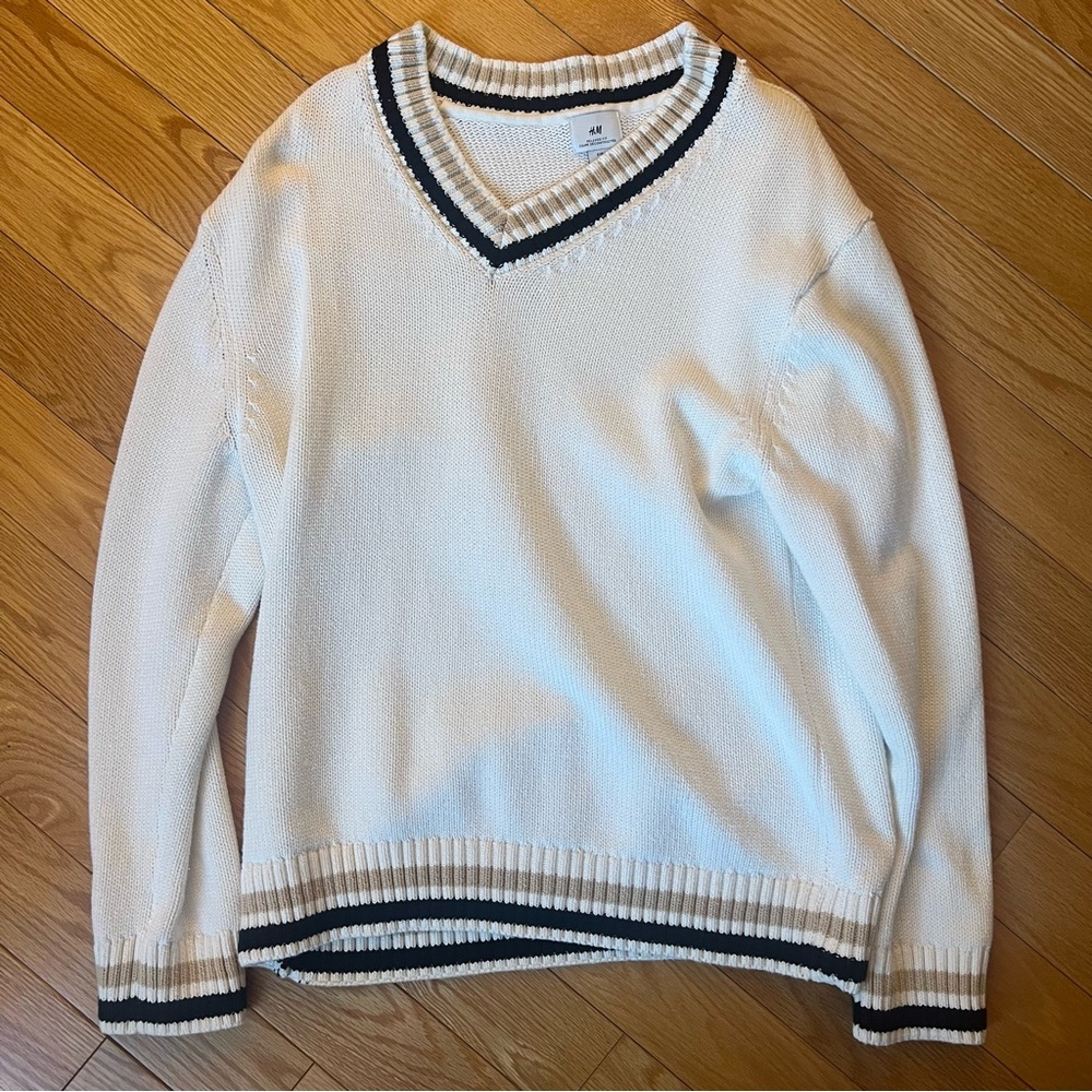 H&M Men's Oversized Cricket Sweater Size S